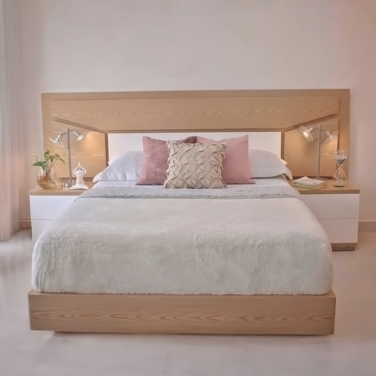 Cama Catedral en Madera Natural – Diseño Artesanal Imponente y Atemporal