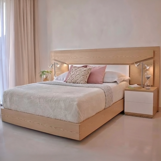 Cama Catedral en Madera Natural – Diseño Artesanal Imponente y Atemporal