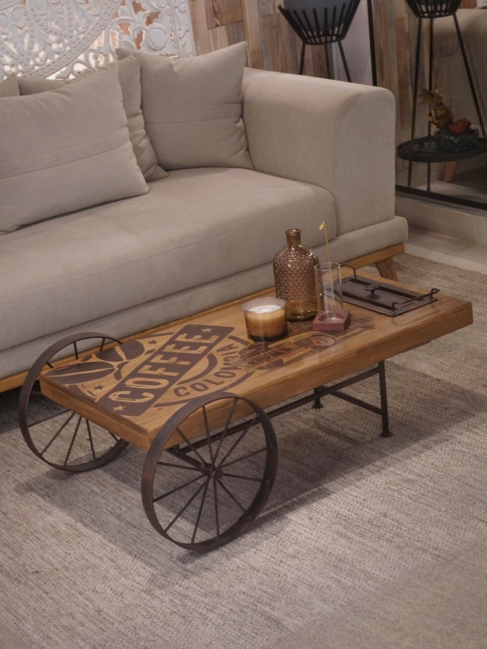 Mesa de Centro con Chimenea Carreta