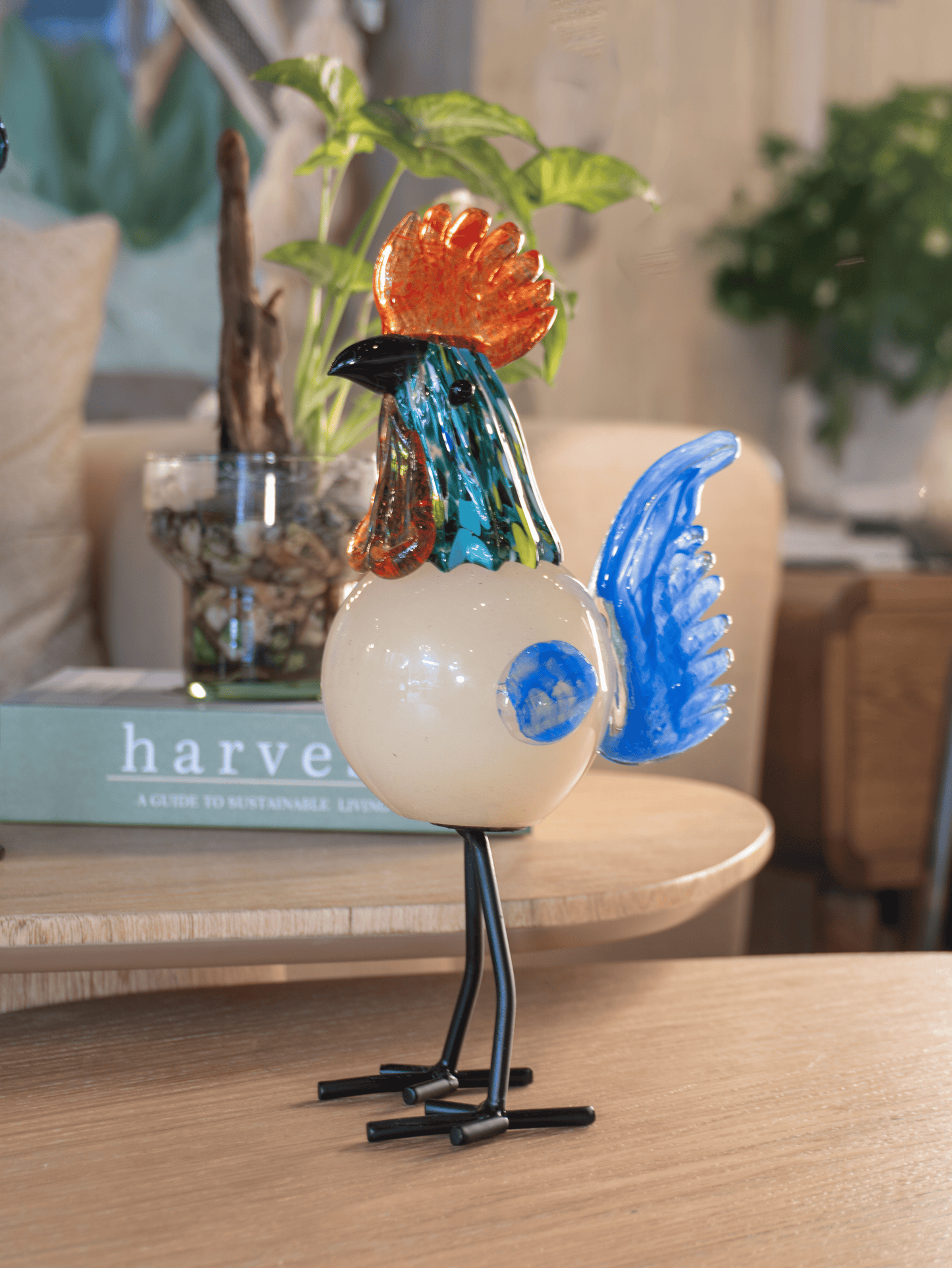 Gallos Decorativos Artesanales en Resina | Figuras Modernas de Colores