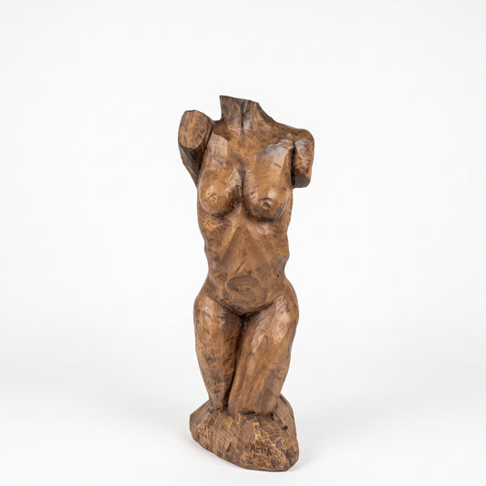 Escultura de torso femenino en resina, vistas frontal, posterior y laterales — Loft Mobiliario