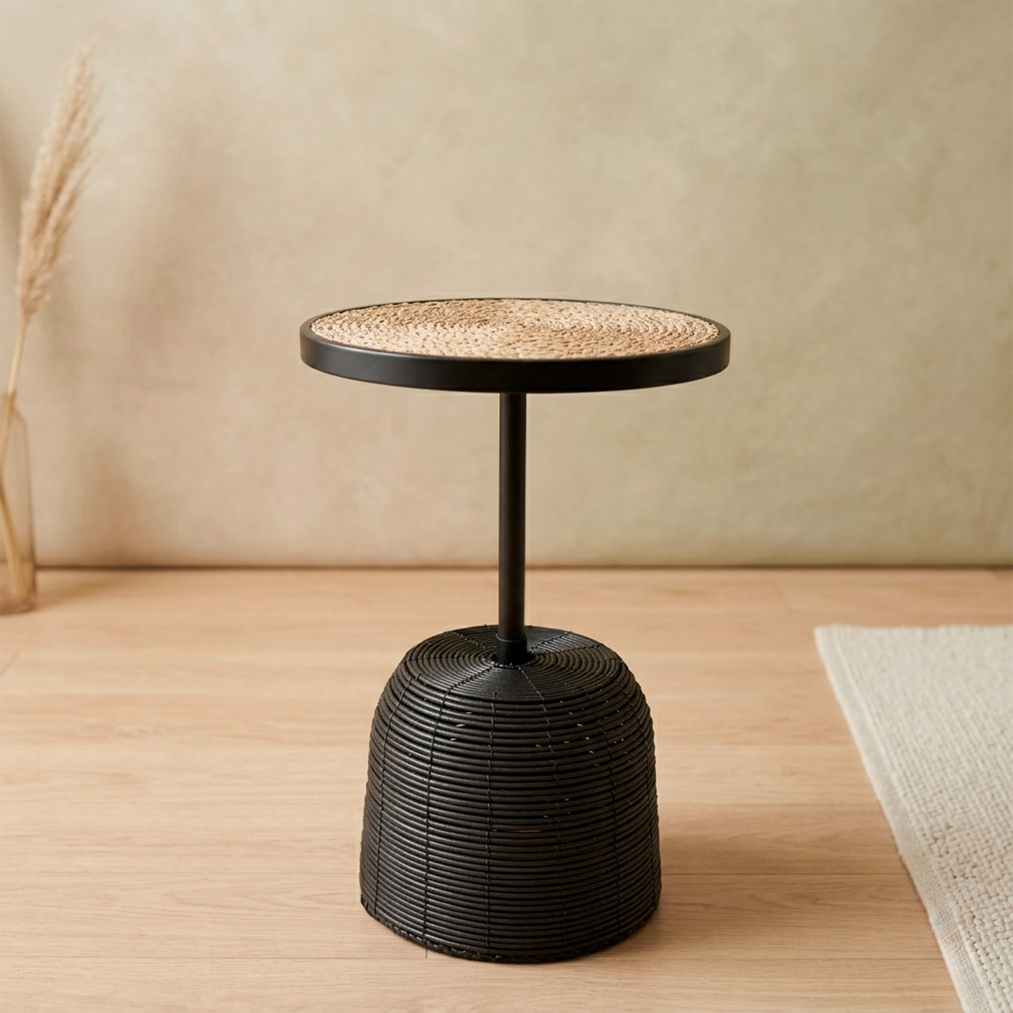Mesa Auxiliar Moderna en Metal y Fibra Natural | Modelo Nido