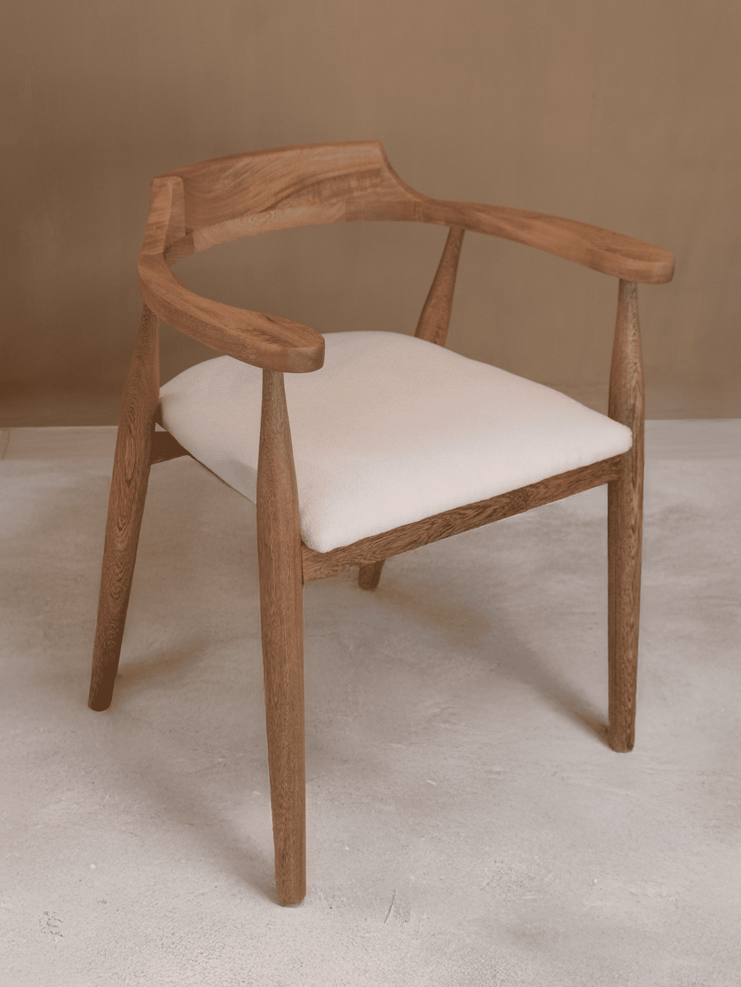 Silla Andina en Madera Natural – Diseño Artesanal para Comedor