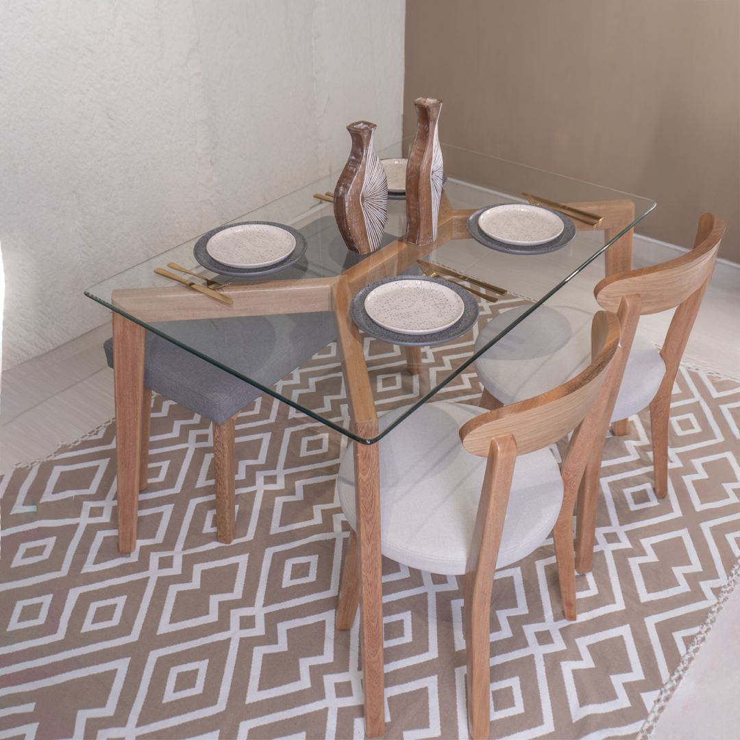 Comedor Eco de 4 Puestos en Roble Macizo con Banca y Sillas – Diseño Moderno Colombiano