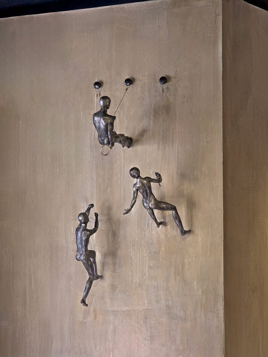 Set X3 Escaladores Decoración Pared | Escultura de Hombres en Resina