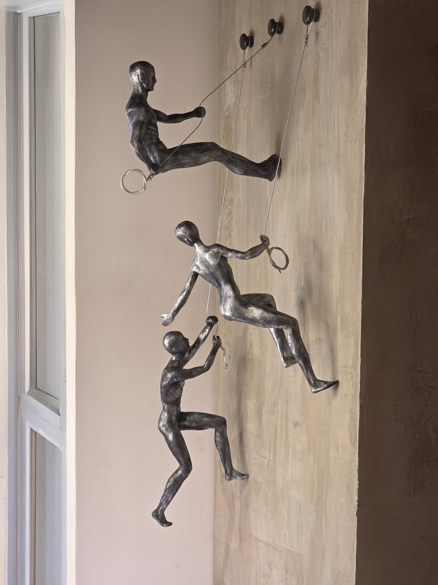 Set X3 Escaladores Decoración Pared | Escultura de Hombres en Resina