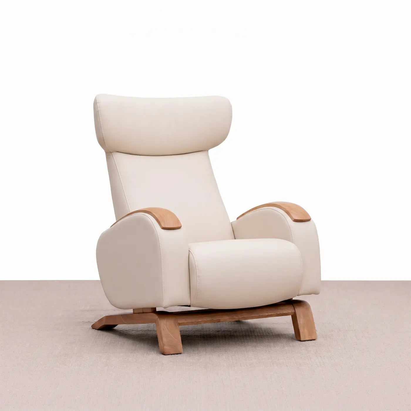Mecedora moderna tapizada con estructura en madera en diseño elegante y cómodo