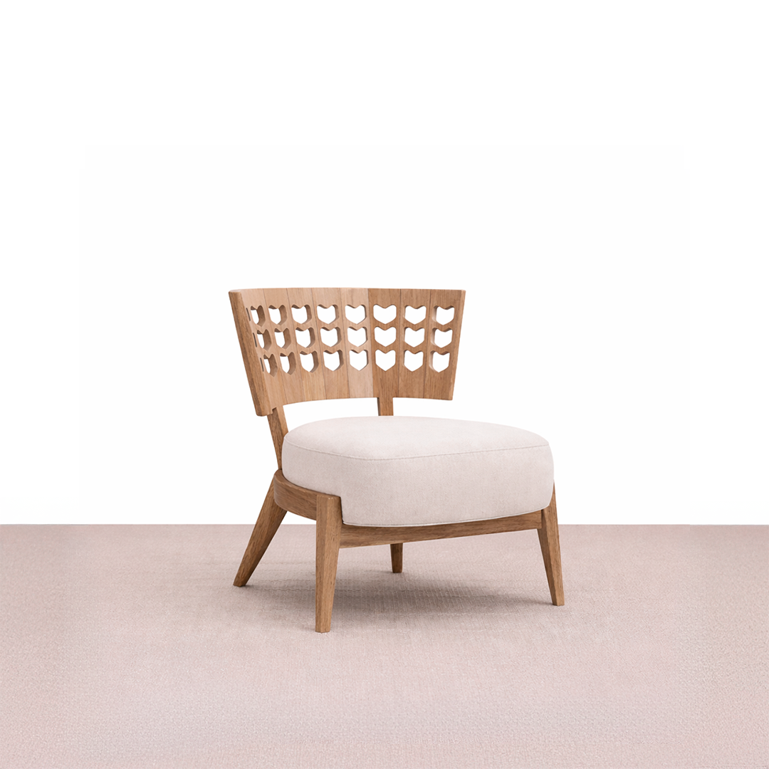 Silla Amero – Diseño en Madera con Respaldo Tallado