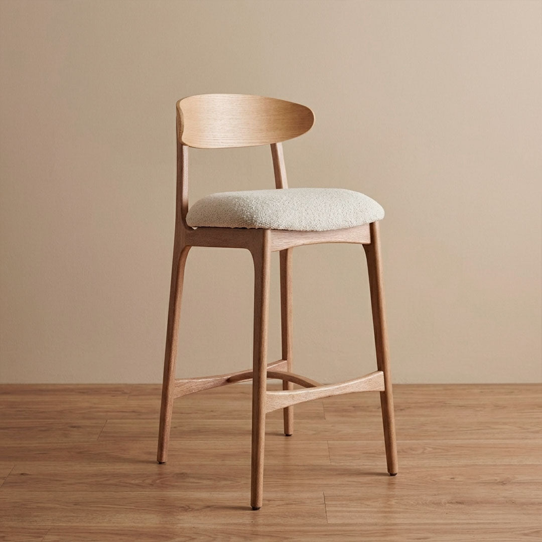 Silla de Barra Sierra – Madera Natural y Diseño Moderno para Cocinas y Bares