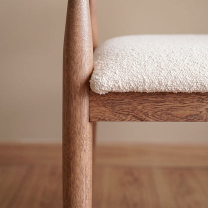 Silla Andina en Madera Natural – Diseño Artesanal para Comedor