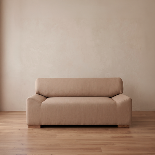 Sofá Tapizado con Base en Madera Natural — Modelo Nevado