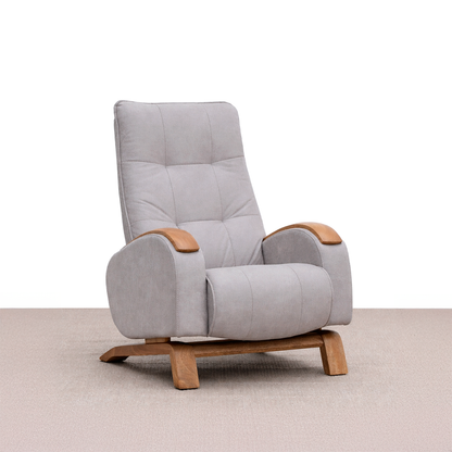 Mecedora Moderna Tapizada con Base en Madera | Modelo Bruma