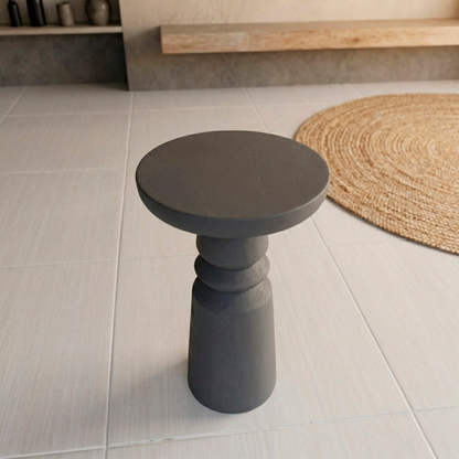 Pedestal Decorativo Escultórico en Madera | Modelo Grey